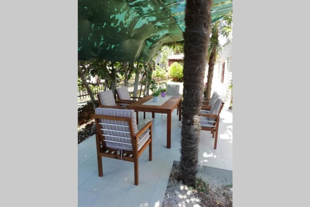 Near Beach - Apartments Marica - Studio Rovinj Exterior photo